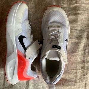 Girls white and orange/pink Nike velcro tennis shoes